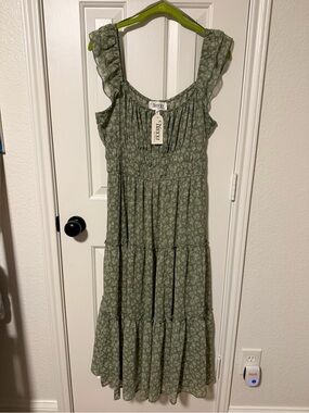 Trac Woman Olive Green Floral Ruffle Tiered Dress